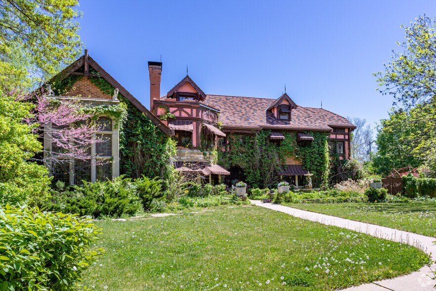 Primary Photo Of , Topeka Hospitality For Sale