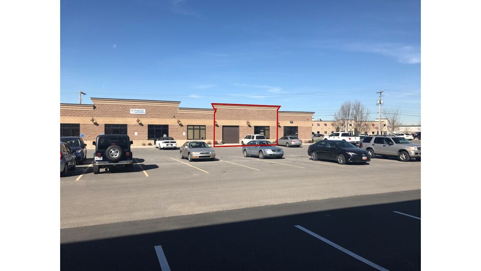 More Photos Of 120 N Redwood Rd, North Salt Lake Warehouse For Lease