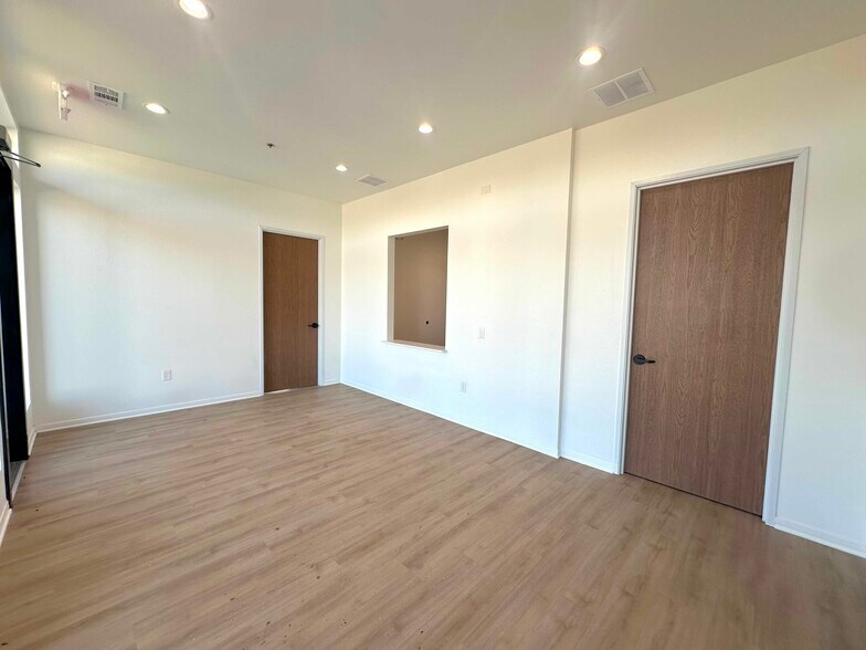 More Photos Of 3925 S Preston Rd, Celina Medical For Sale