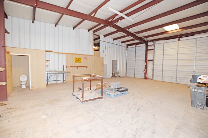 More Photos Of 12008 E Highway 158, Gardendale Industrial For Sale