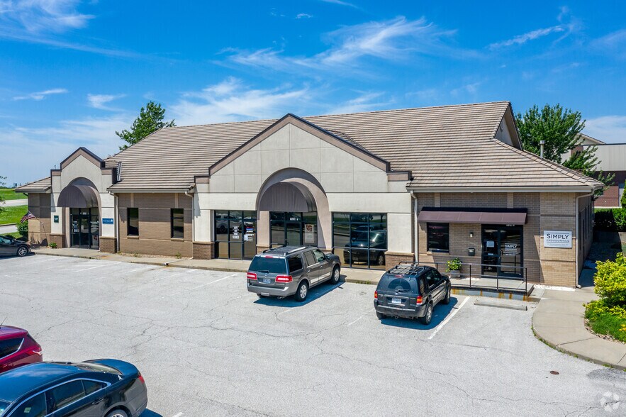 Primary Photo Of 1520 N Church Rd, Liberty Medical For Lease