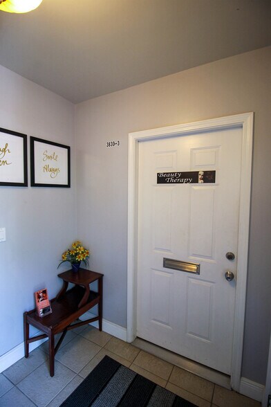 More Photos Of 3830 Williamsburg Park Blvd, Jacksonville Medical For Sale