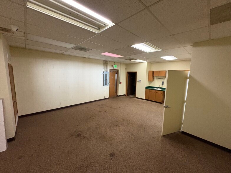 More Photos Of 7033-7063 W Colfax Ave, Lakewood Storefront Retail Office For Lease