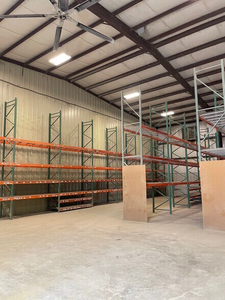 More Photos Of 586 County Road 429, Pleasanton Industrial For Sale