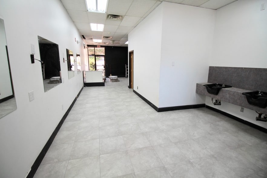 More Photos Of 55 Mill St, Newton Storefront Retail Office For Lease