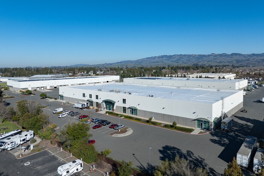 More Photos Of 1470 Cader Ln, Petaluma Warehouse For Lease