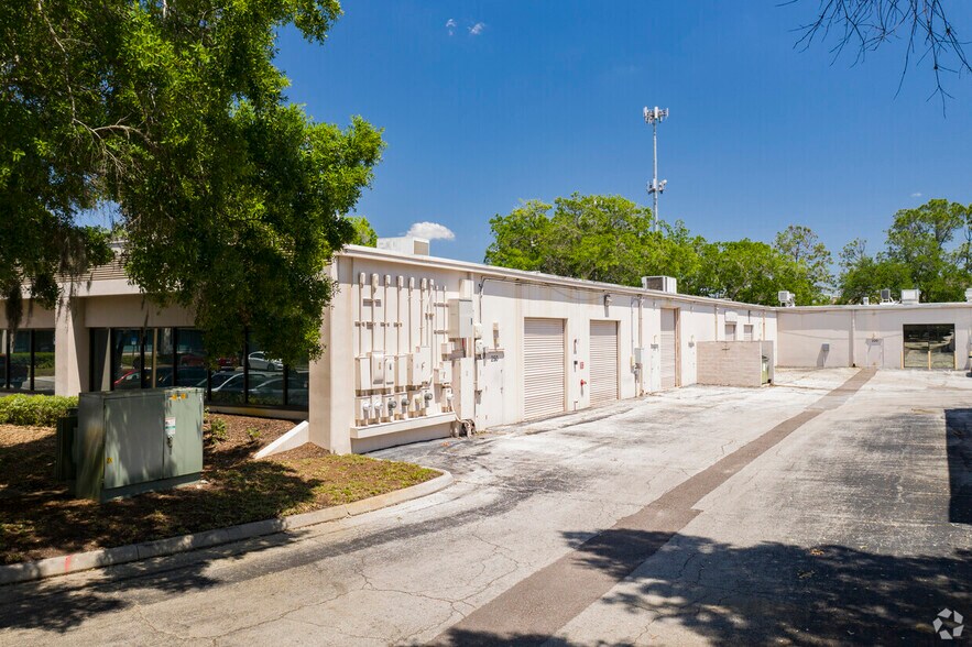 More Photos Of 3102 Cherry Palm Dr, Tampa Unknown For Lease