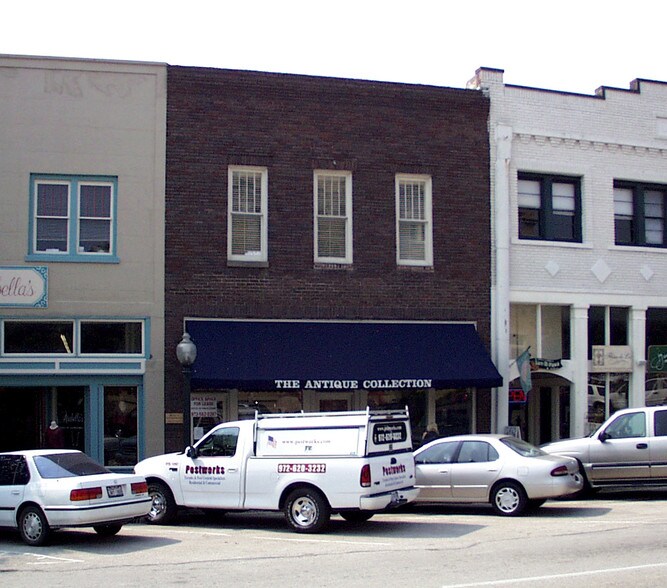 More Photos Of 112 E Louisiana St, McKinney General Retail For Lease