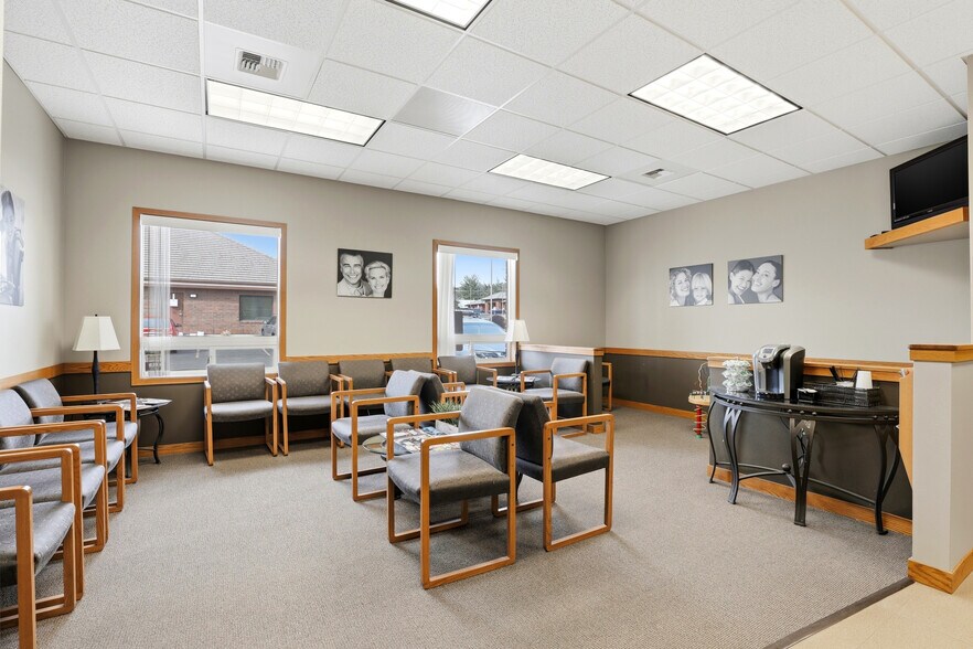 More Photos Of 3804 Kern Way, Yakima Office For Lease