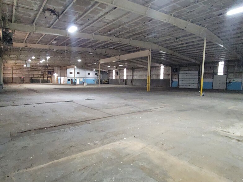 More Photos Of 95 Lower Morrisville Rd, Fallsington Warehouse For Sale