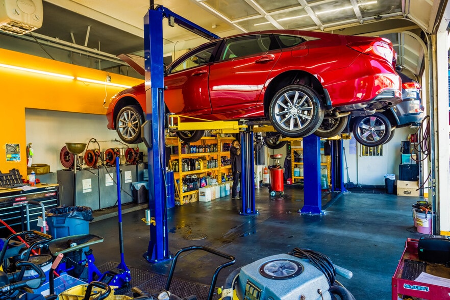 More Photos Of 21011 Pioneer Blvd, Lakewood Carwash For Sale