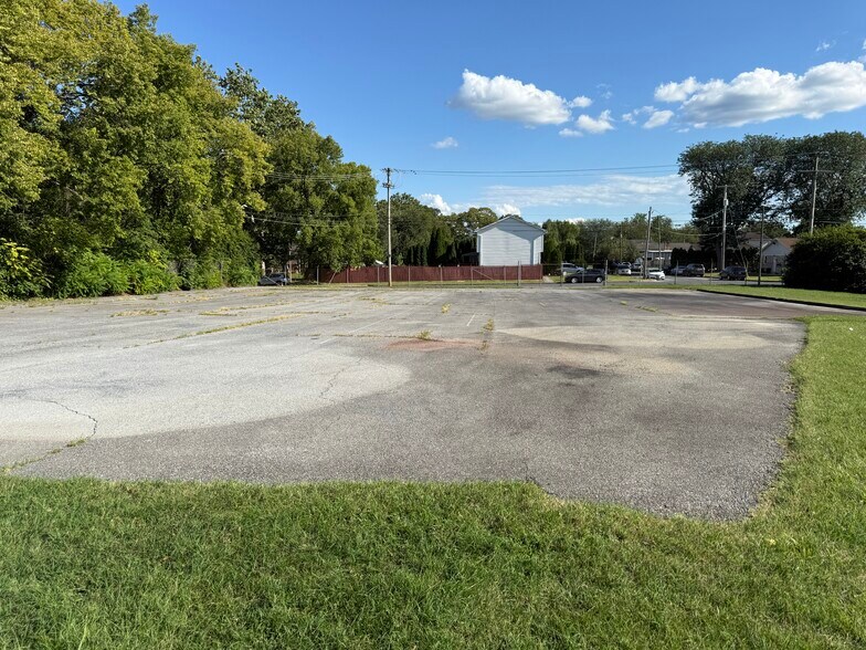 More Photos Of 615R Kenhorst Blvd, Reading Industrial For Lease