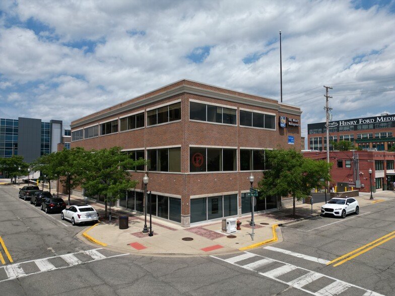 More Photos Of 215 S Center St, Royal Oak Office For Lease