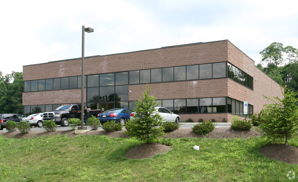 Primary Photo Of 304 National Rd, Exton Warehouse For Lease