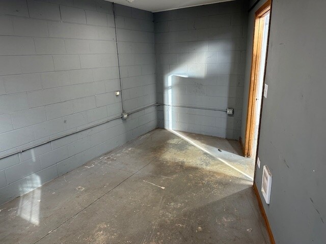 More Photos Of 14537 Edison Dr, New Lenox Warehouse For Lease