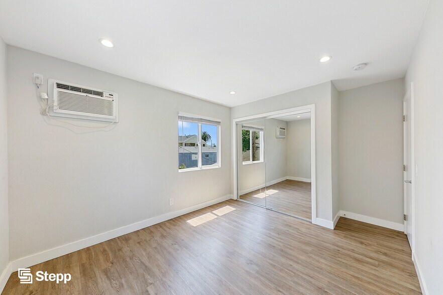 More Photos Of 1060 Olive Ave, Long Beach Apartments For Sale
