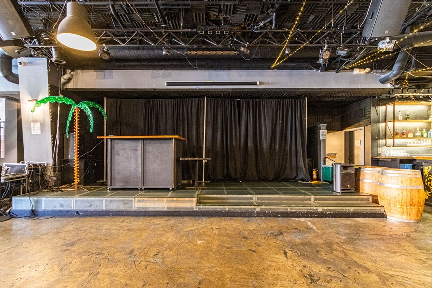 More Photos Of 1865 Post St, San Francisco General Retail For Sale