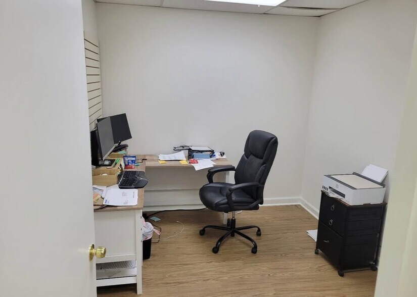 More Photos Of 311 White Bridge Rd, Nashville Office Residential For Lease