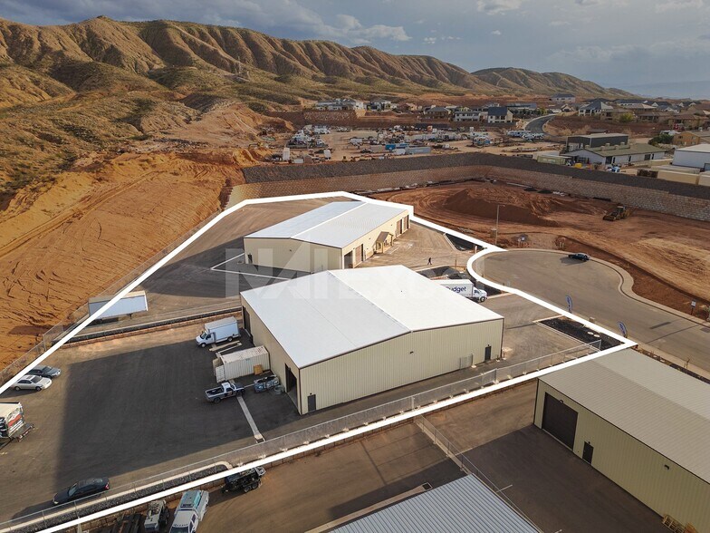 Primary Photo Of 1421-1443 S 1710 E, Washington Warehouse For Sale