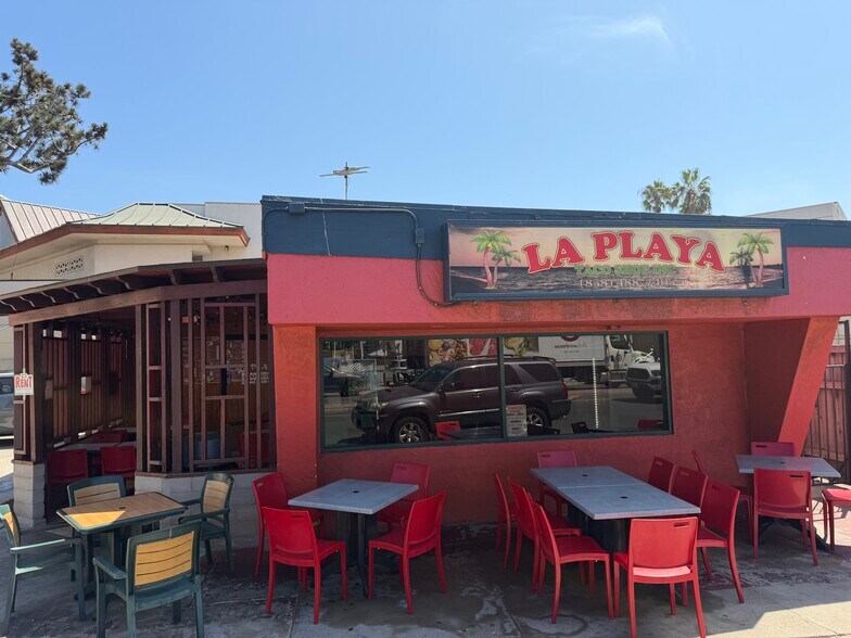 Primary Photo Of 3973 Mission Blvd, San Diego General Retail For Lease