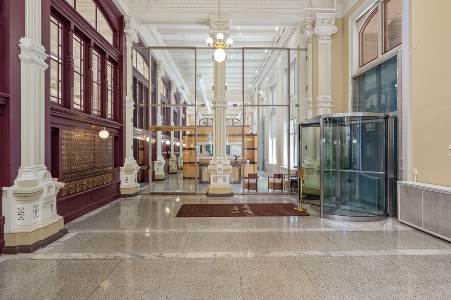 More Photos Of 815 Olive St, Saint Louis Office For Lease