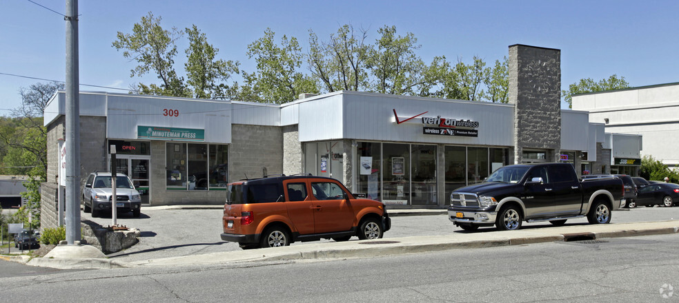 Primary Photo Of 309 N Bedford Rd, Mount Kisco Freestanding For Lease