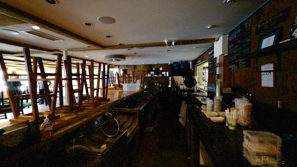 More Photos Of 4265 Rice St, Lihue Storefront For Lease