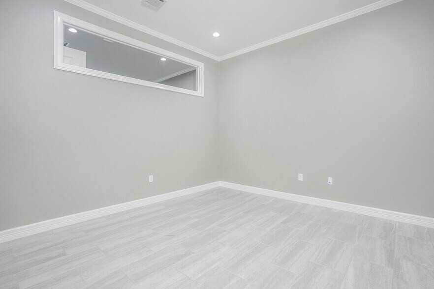 More Photos Of 10401 S Mason Road Building F, Richmond Medical For Sale