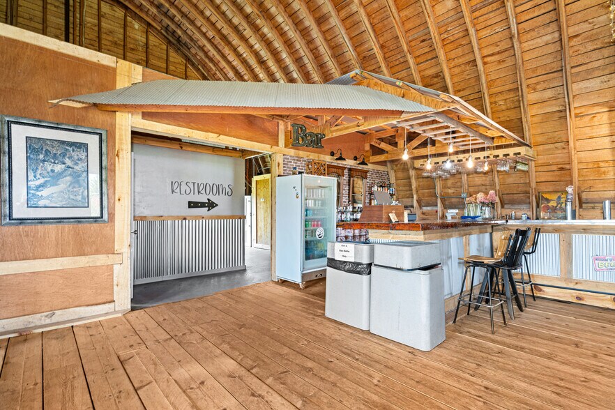 More Photos Of 60445 E Summit Rd W, Ashland Lodge Meeting Hall For Sale