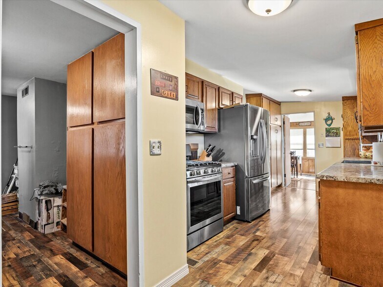 More Photos Of 3669 G Rd, Palisade Freestanding For Sale