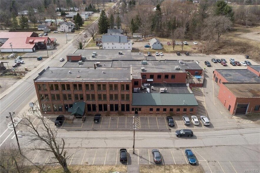 More Photos Of 243 W Main St, Springville Freestanding For Sale