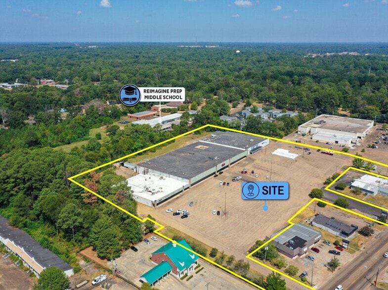 More Photos Of 2885-2899 Terry Rd, Jackson General Retail For Sale