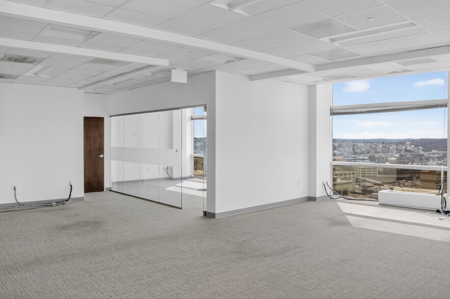 More Photos Of 446 Main St, Worcester Office For Lease