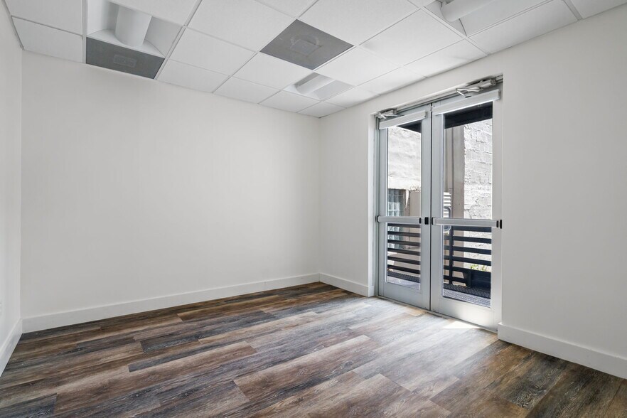 More Photos Of 127 N Magnolia Ave, Orlando Loft Creative Space For Sale