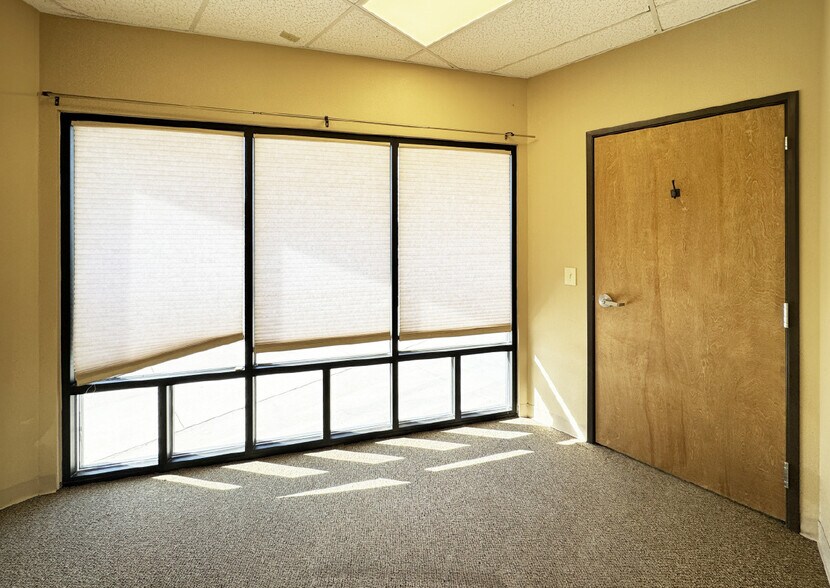 More Photos Of 585 Osuna Rd NE, Albuquerque Freestanding For Lease