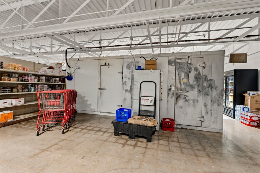More Photos Of 4144 Pennsylvania 147 Hwy, Herndon Supermarket For Sale