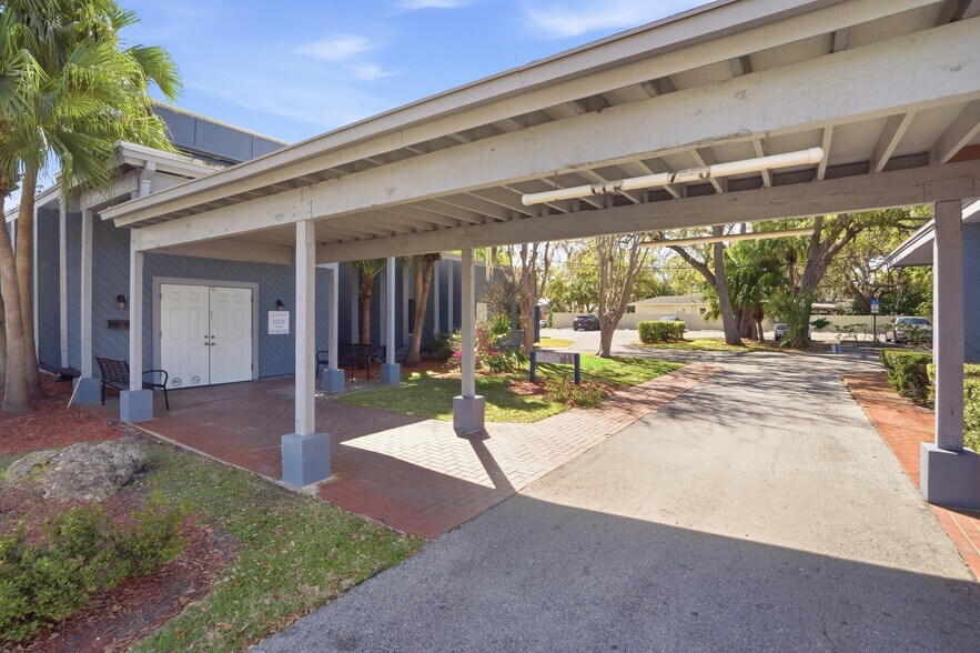 More Photos Of 906 S Fort Harrison Ave, Clearwater Medical For Sale