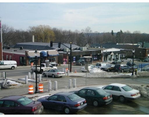 More Photos Of 580 Main St, Reading Office For Lease