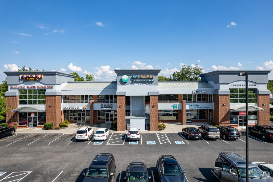 Primary Photo Of 1143 Oak Ridge Tpke, Oak Ridge Restaurant For Sale