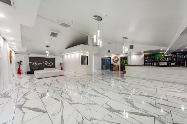 More Photos Of 4225 Crenshaw Blvd, Los Angeles Bar For Lease