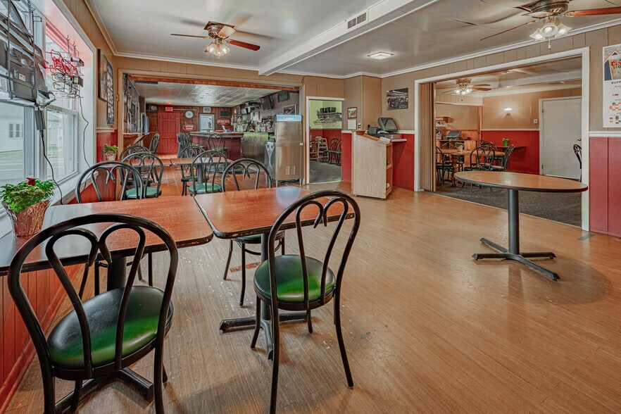 More Photos Of 2575 Academy St, Ransomville Restaurant For Sale