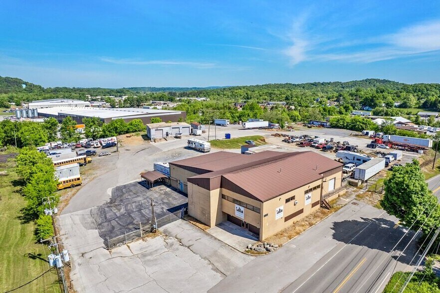 Primary Photo Of 2918-2930 Asbury Rd, Knoxville Research And Development For Lease