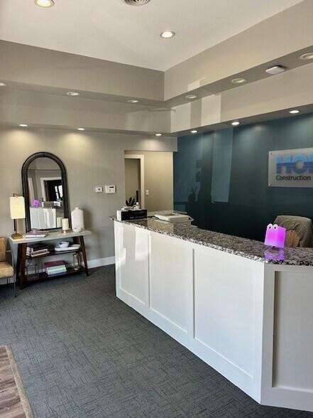 More Photos Of 8846 E 33rd St, Indianapolis Warehouse For Sale