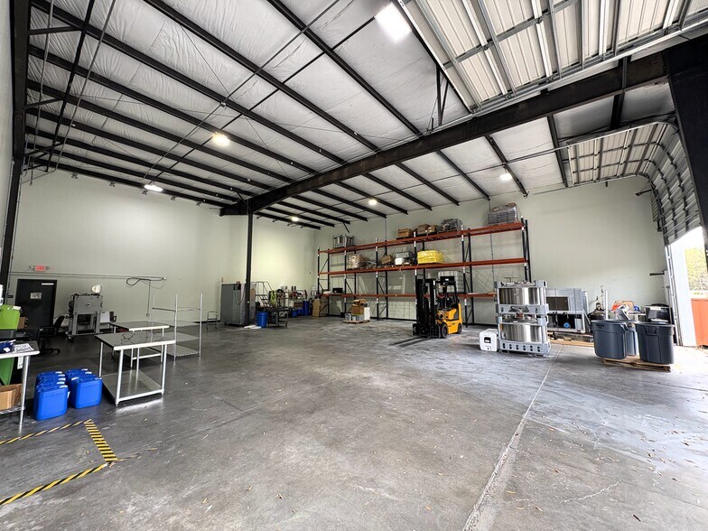 More Photos Of 1038 Culp Rd, Pineville Manufacturing For Lease
