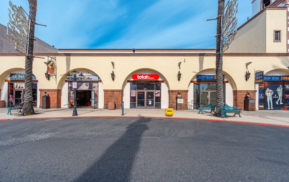 More Photos Of 11215-11389 Long Beach Blvd, Lynwood Unknown For Lease