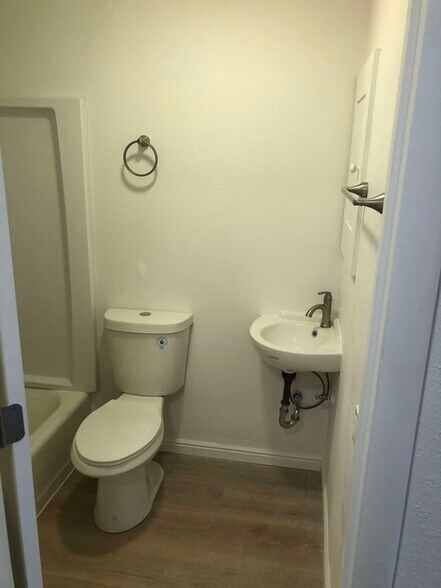 More Photos Of 26 N 4th st, Mc Gill Apartments For Sale