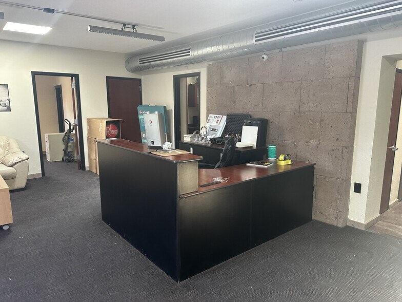 More Photos Of 7155 Dale Rd, El Paso Warehouse For Sale