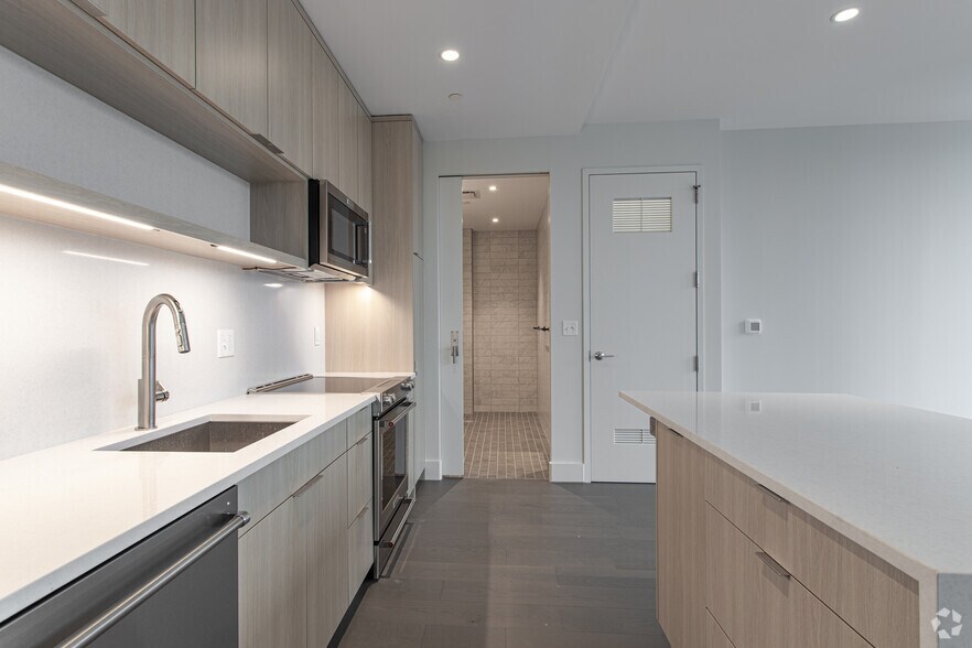 More Photos Of 160 Merrimack St, Haverhill Apartments For Sale