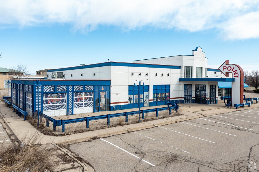 Primary Photo Of 2259 Deming Way, Middleton Restaurant For Sale