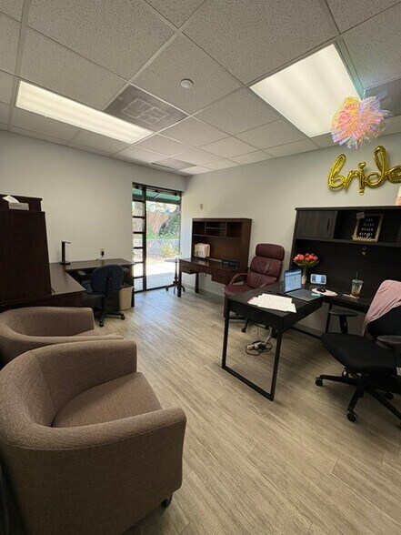 More Photos Of 10617 N Hayden Rd, Scottsdale Office For Lease